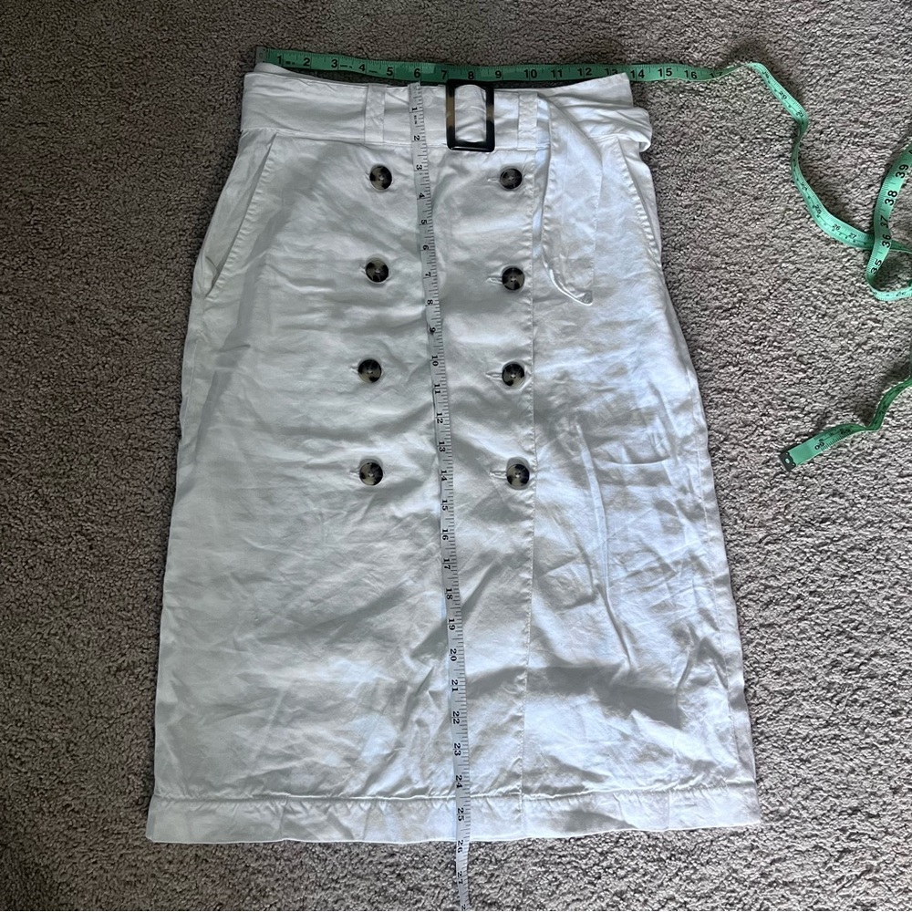 Club Monaco White Linen Blend Midi Skirt with Belt - Picture 4 of 10